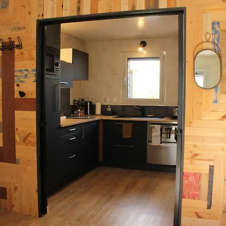 Chaleureux Meuble Proche Apartment